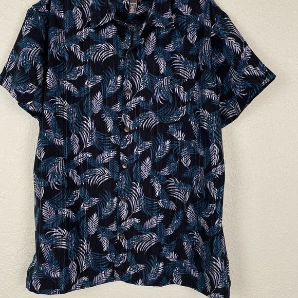 Van Heusen Men’s Air Short Sleeve Button Down Shirt – Blue Leaf Print – Size XL - Picture 5 of 15